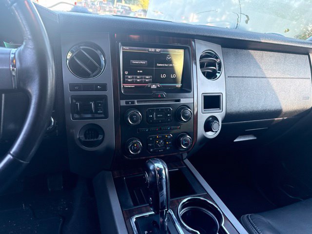 Used 2015 Ford Expedition EL Platinum RWD image 17