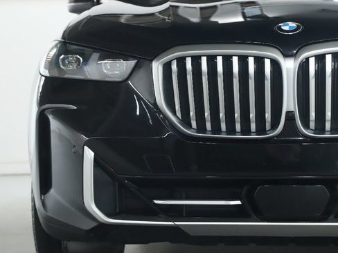 Certified 2024 BMW X5 xDrive40i w/ Premium Package AWD/4WD image 7