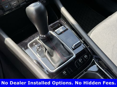 Used 2025 Jeep Compass Trailhawk AWD/4WD image 25