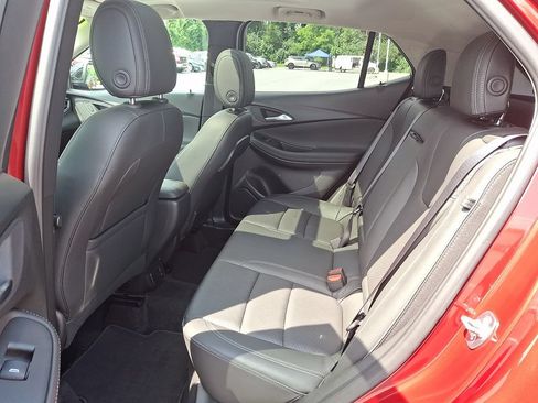Used 2020 Buick Encore GX Essence w/ Experience Buick Package AWD/4WD image 10