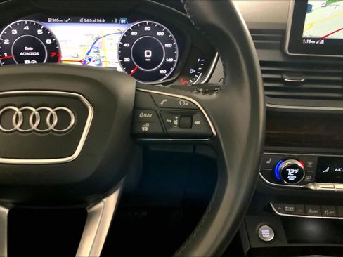 Used 2018 Audi Q5 2.0T Premium Plus w/ Premium Plus Package AWD/4WD image 24