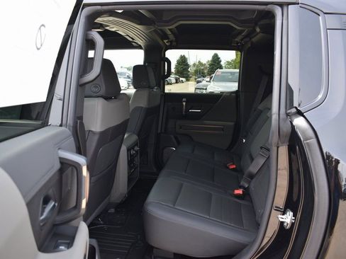 New 2025 GMC Hummer EV 2X image 16