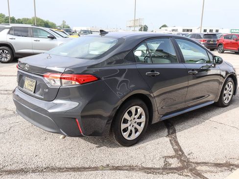 Used 2024 Toyota Corolla LE FWD image 4