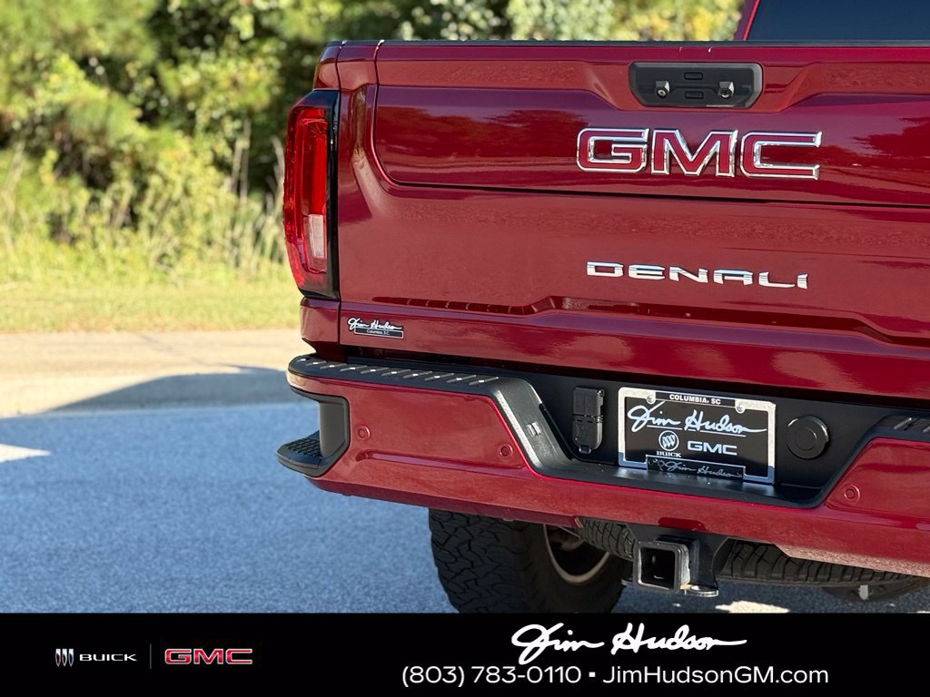 Certified 2020 GMC Sierra 2500 Denali w/ Denali Ultimate Package AWD/4WD image 17