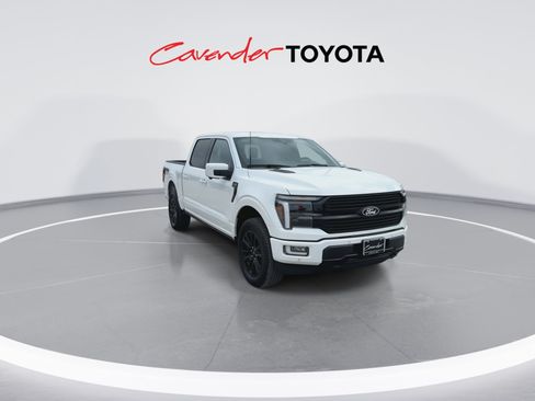 Used 2025 Ford F150 Platinum w/ FX4 Off-Road Package AWD/4WD image 2