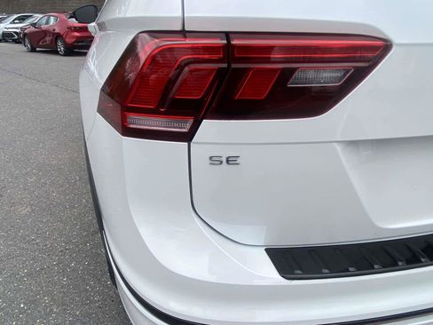 Certified 2023 Volkswagen Tiguan SE R-Line AWD/4WD image 12