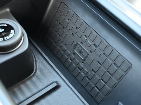 New 2025 Ford Expedition Active image 28