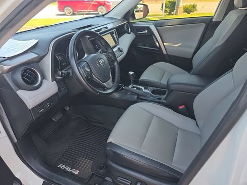 Used 2016 Toyota RAV4 Limited w/ Advanced Technology Package AWD/4WD image 9