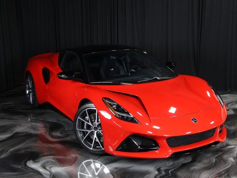 Used 2024 Lotus Emira First Edition image 11