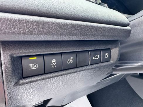 Used 2025 Toyota Camry XSE AWD/4WD image 22