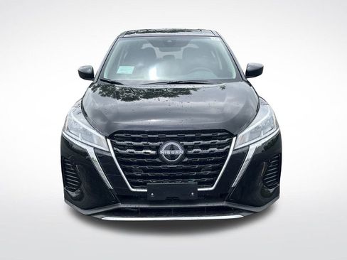 New 2025 Nissan Kicks Play S image 8