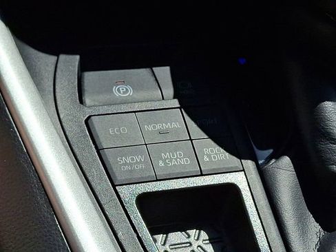 Certified 2024 Toyota RAV4 XLE AWD/4WD image 25