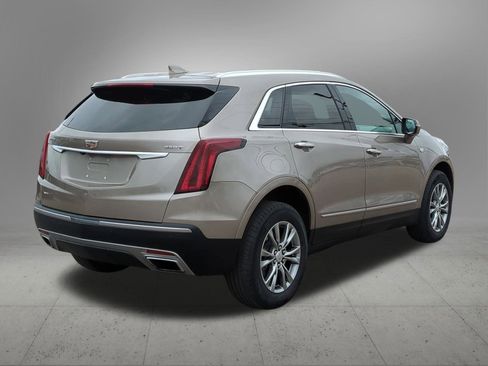 Certified 2023 Cadillac XT5 Premium Luxury image 6