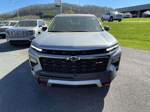 New 2026 Chevrolet Traverse Z71 w/ Driver Confidence Package image 2