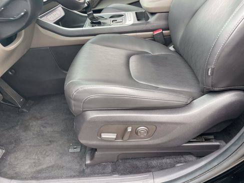 Certified 2026 Kia Carnival FWD image 18