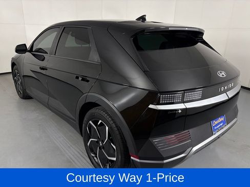 Used 2024 Hyundai Ioniq 5 SE RWD image 6