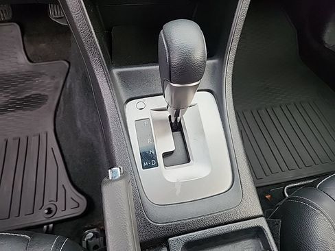 Used 2014 Subaru Crosstrek 2.0i Limited AWD/4WD image 18