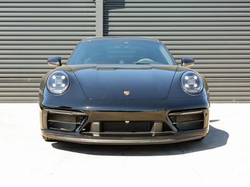 Certified 2024 Porsche 911 Carrera GTS image 10