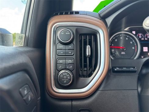 Used 2020 Chevrolet Silverado 2500 High Country w/ Z71 Off-Road Package image 20