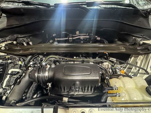 Used 2022 Ford Explorer ST-Line w/ Class IV Trailer Tow Package image 35