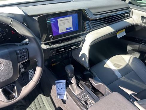 New 2026 Toyota Camry SE FWD image 31