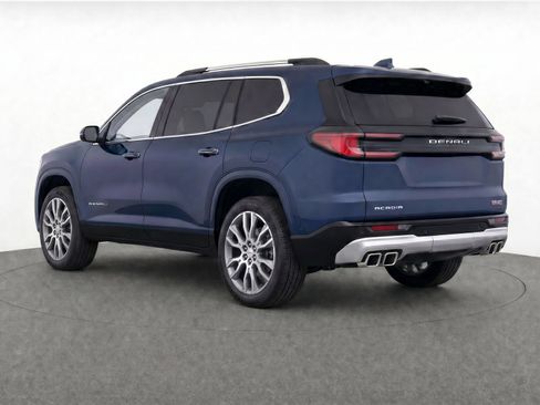 Used 2024 GMC Acadia Denali w/ Super Cruise Package FWD image 3