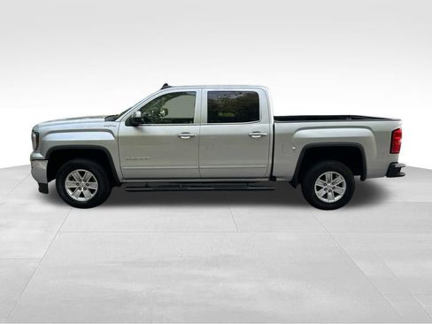 Used 2017 GMC Sierra 1500 SLE w/ SLE Value Package AWD/4WD image 2