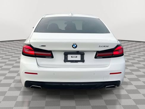 Used 2022 BMW 530i xDrive w/ Convenience Package AWD/4WD image 6