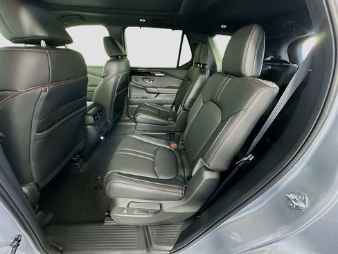 New 2026 Honda Pilot TrailSport image 17