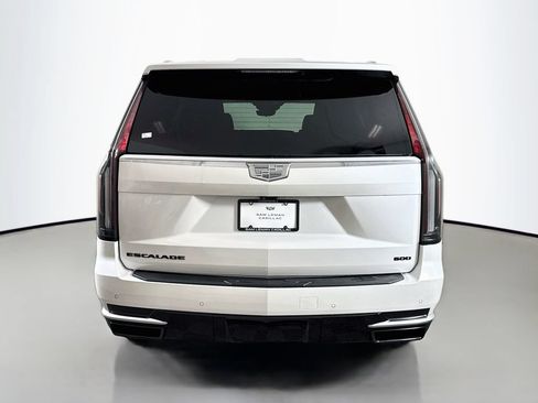 Used 2023 Cadillac Escalade Premium Luxury AWD/4WD image 6