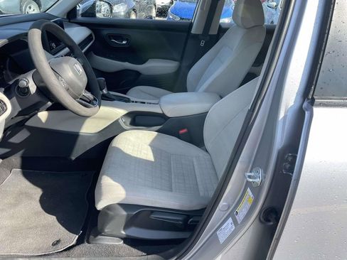Used 2023 Honda HR-V LX image 29
