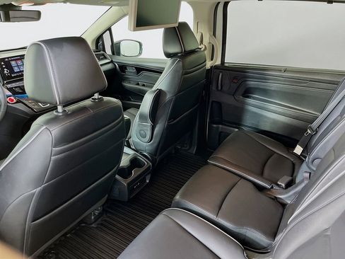 Used 2025 Honda Odyssey Touring image 39
