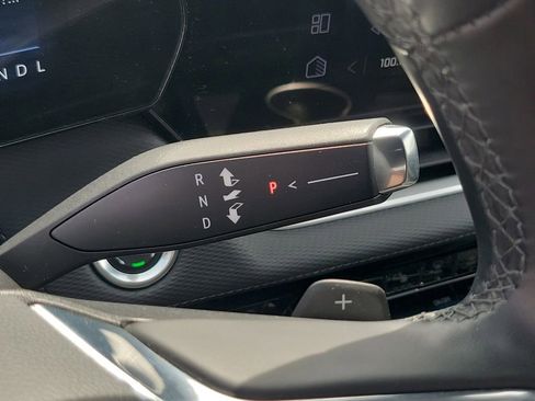 Certified 2025 Chevrolet Equinox LT FWD image 32