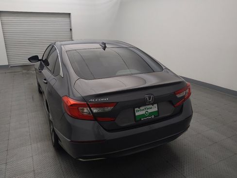 Used 2018 Honda Accord EX image 6