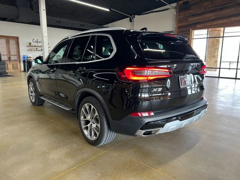 Used 2023 BMW X5 xDrive45e w/ Climate Comfort Package image 5