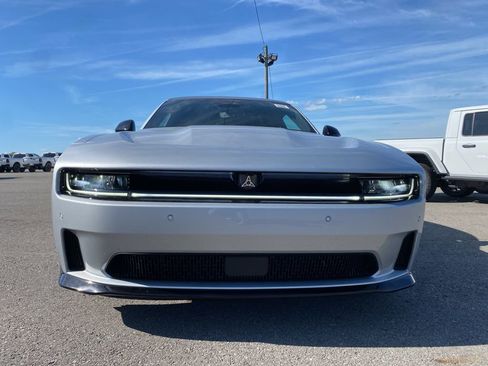 New 2024 Dodge Charger R/T w/ Plus Group image 7