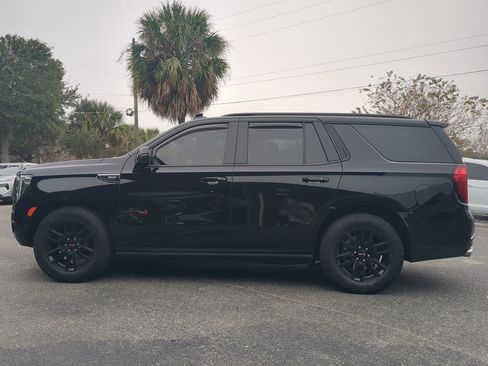 Used 2023 GMC Yukon AT4 w/ AT4 Premium Plus Package image 6