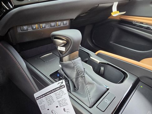 New 2025 Lexus ES 350 w/ Premium Package image 17