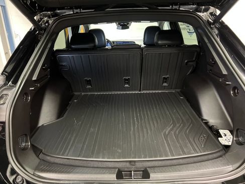 Used 2024 Chevrolet Equinox EV LT FWD image 40