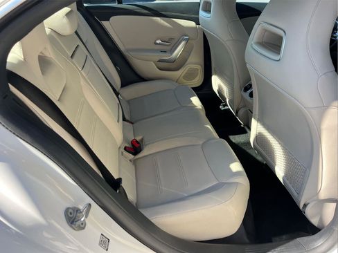 Used 2020 Mercedes-Benz CLA 250 image 12
