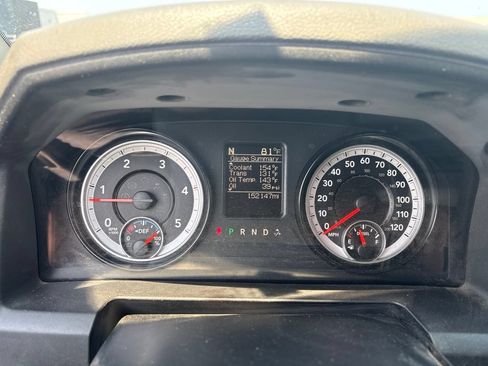 Used 2015 RAM 2500 Tradesman w/ Chrome Appearance Group AWD/4WD image 12