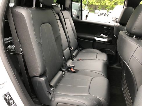 New 2023 Mercedes-Benz EQB 300 4MATIC image 33