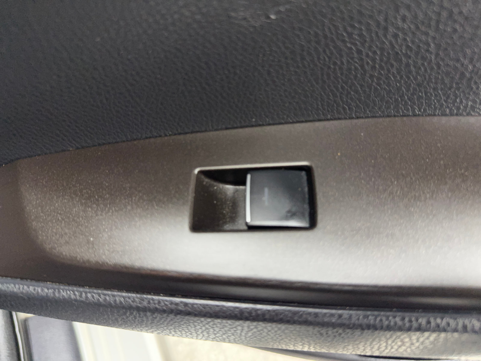 Used 2021 Toyota Camry XSE FWD image 37