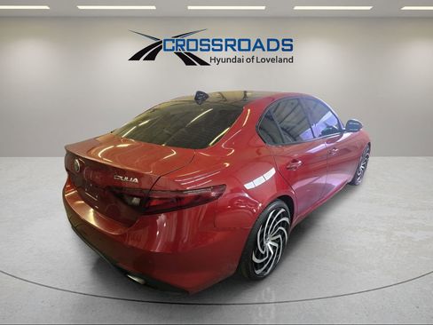 Used 2017 Alfa Romeo Giulia Ti w/ TI 19" Sport Package image 6