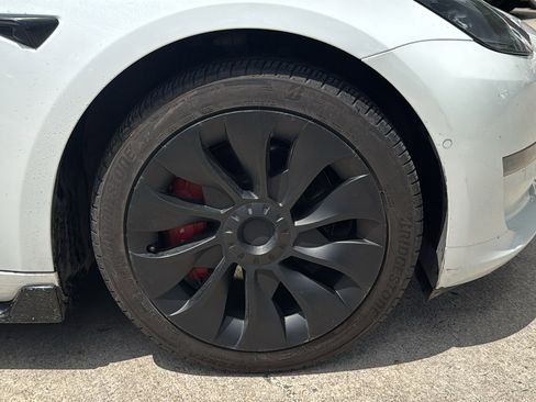 Used 2022 Tesla Model 3 Long Range image 29