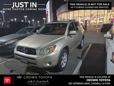 Used 2008 Toyota RAV4 Limited image 1