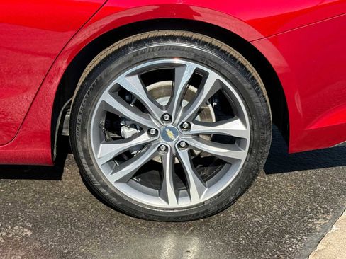 Used 2022 Chevrolet Malibu LT w/ Leather Package image 9