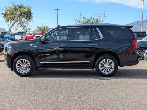 Used 2021 GMC Yukon SLT w/ SLT Luxury Plus Package image 6