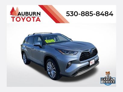 Used 2023 Toyota Highlander Platinum