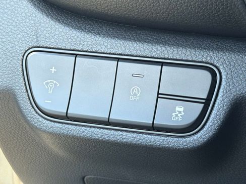 New 2026 Kia Seltos EX FWD image 31